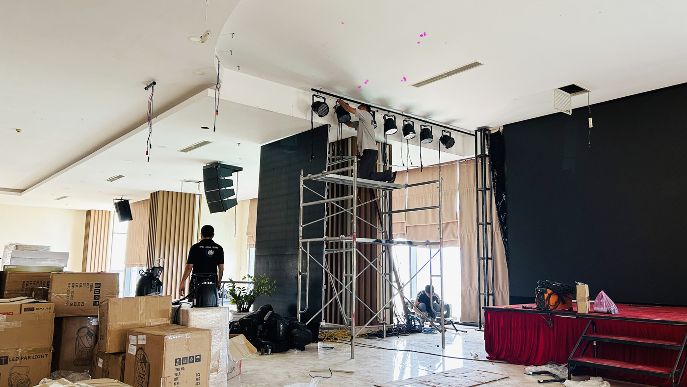 06_led_khung_4