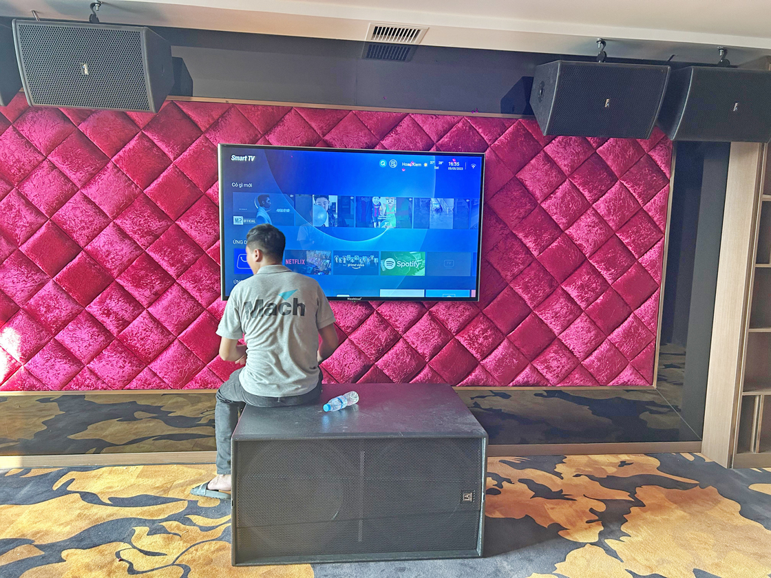 cua_dong_luxury_1