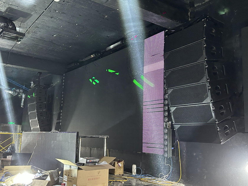 sky_club_13